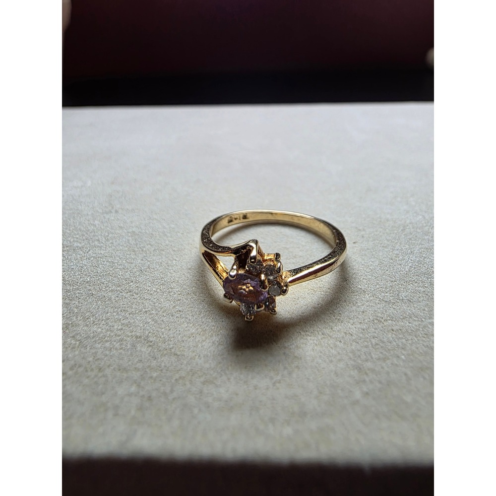 Vintage Gold Tone Lavender Purple Stone Cluster Bypass Ring Size 8